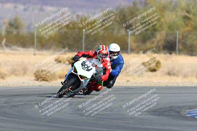 media/Jan-09-2022-SoCal Trackdays (Sun) [[2b1fec8404]]/Turn 6 (1035am)/